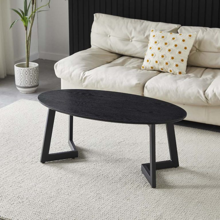 DuoFurniture CAROL – Црна клуб маса 110/60